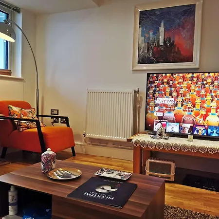 Homestay Room In Flat With Stunning Thames River View London Exterior photo