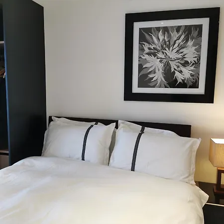 Homestay Room In Flat With Stunning Thames River View London Exterior photo